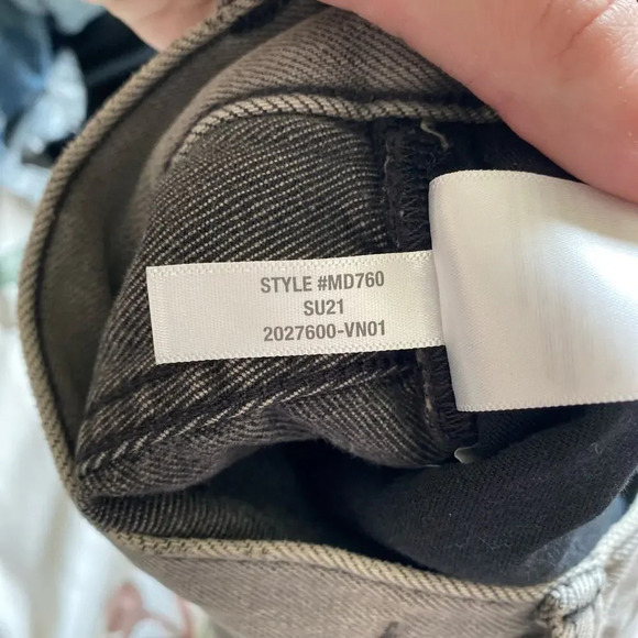 MADEWELL Relaxed Denim Shorts in Noll Wash Gray Charcoal Size 28 Button Fly - Picture 10 of 11